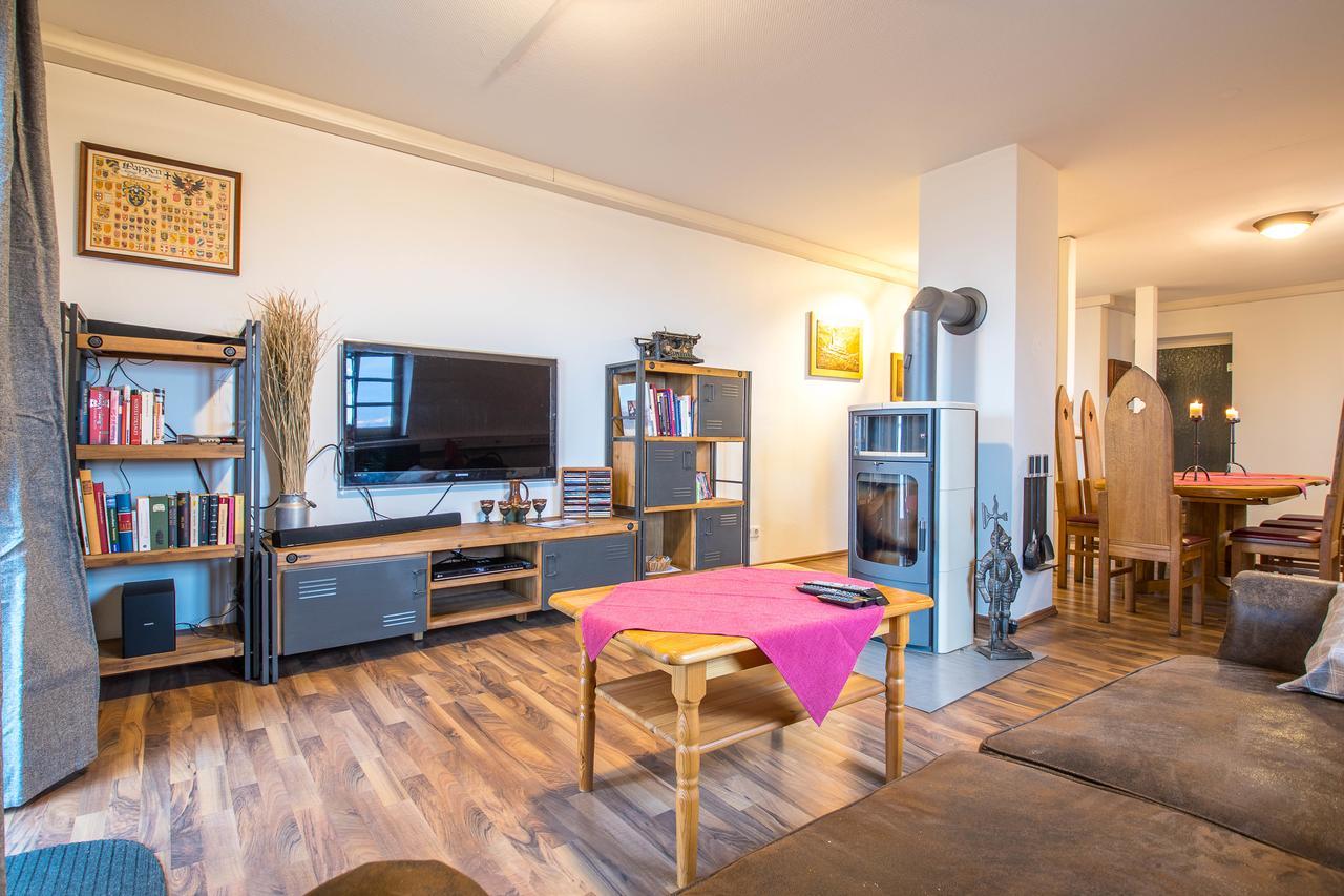 Schloss Auerbach Grosse Ferienwohnung Bensheim Buitenkant foto